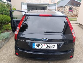 Ford fiesta - 5