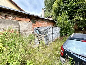Zbořeniště domu - stavební parcela 3 km od města Červený Kos - 5