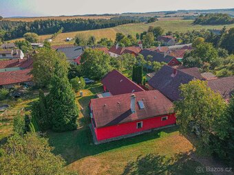 Prodej Chalupy a hospodářská usedlost s pozemky3189 m2. 1221 - 5
