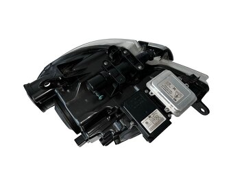 Pravý xenon světlo 3T1941016E Škoda Superb 2 r.v. 2011 - 5