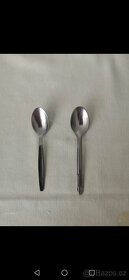 Příbory +kávové lžičky - 5