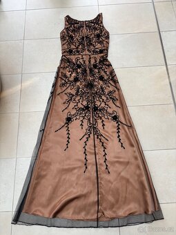 Dámské plesové šaty vel.38, zn. NIENTE - 5