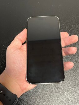 Apple Iphone 15 Pro 256gb - 5