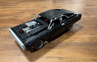 TECHNIC STAVEBNICE 42111 Dom's Dodge Charger bez krbice - 5