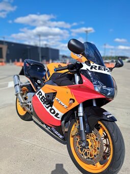 Honda CBR Fireblade 954 Repsol - 5