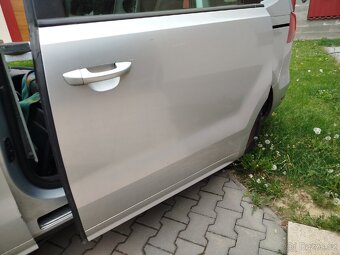 VW Sharan 7N 2011 dveře - 5