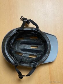 Cyklistická přilba Bell - 5