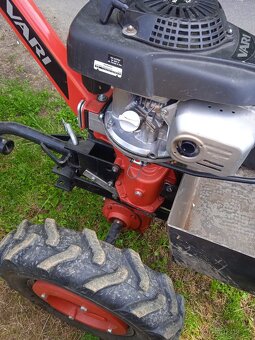 Malotraktor Vari Honda + sklápěcí přívěs - 5