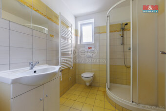 Prodej bytu 1+kk, 41 m², Ostrov, ul. Hroznětínská - 5
