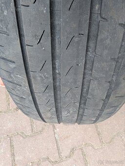 Pneu Pirelli 215/60/16 - 5