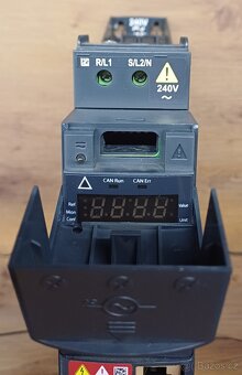 Frekvenční měnič 0,37kW 1-fázový ATV320U04M2B - 5
