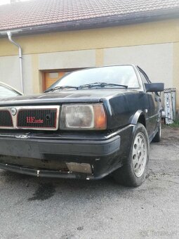 2x Lancia Delta 1.6 HF Turbo - 5