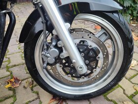 Kawasaki Zephyr 750 - 5