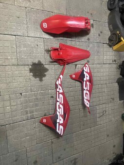 Prodám plasty na moto - 5