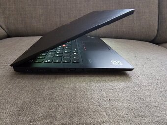 Lenovo Thinkpad X13 - 13,3" FullHD, i5 10310U, SSD - 5