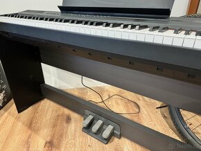 Prodám originál Yamaha Digitální piano P-105B - 5