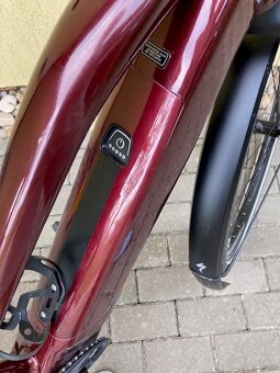 Prodám dámské trekingové elektrokolo Specialized Vado 4.,0 - 5
