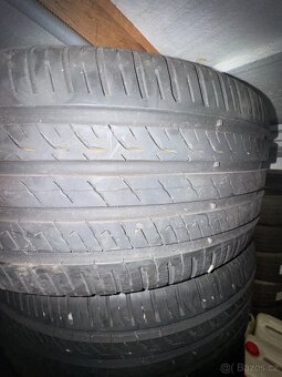 Barum Bravuris5 215/55 r16 93V - 5