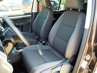 Volkswagen Touran 1.6TDi 7 MÍST-SERVIS-VSTŘIKY - 5