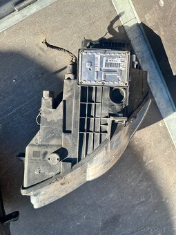 Xenonová světla Passat B6 - 5