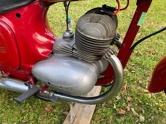 JAWA PANELKA 350 360 - 5