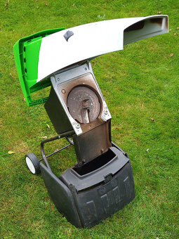 Viking (Stihl) GE 103 elektrický zahradní drtič/štěpkovač - 5