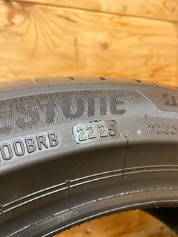 235/45 R18 BRIDGESTONE - 5
