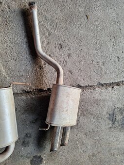 Octavia 2 combi 2.0 Fsi výfuk - 5