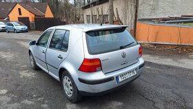 Volkswagen GOLF 4 - 1,4 16V 55kW manuál. - 5