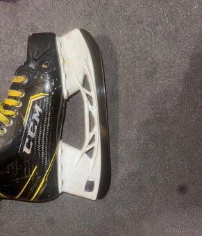 Hokejové brusle CCM as3 pro vel: 7.0 US/ 42 EUR - 5