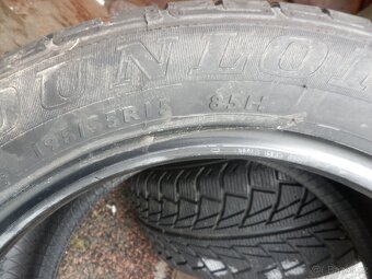 Dunlop 195/55 r15 - 5
