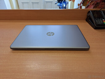 HP 250 G8 - Ryzen 5 12x4.0GHz, 8GB RAM, 512GB M2 SSD - 5