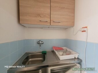 Pronájem bytu 1+kk (27 m) Praha 8 Kobylisy, ul. Ke Stírce. - 5