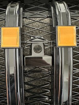 Hyundai SantaFe maska - 5