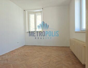 Stylový a světlý byt 3+1 v srdci Košíř – 83,5 m², poslední p - 5