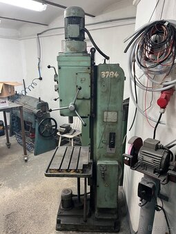 Stojanová vrtačka Stanko 2H118 - 5