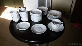 Porcelánové hrníčky,podšálky,cukřenky,konvičky,vázičky aj. - 5