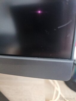 Asus ROG Strix XG32VC 31,5 Palců - 5