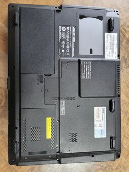 Prodám starší používaný funkční laptop Asus X59SLseri - 5