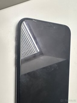 Iphone Xr - 5