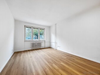 Pronájem bytu 2+kk po rekonstrukci - ul. Hálkova, Znojmo - 5