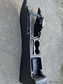 Středový tunel s loketní opěrkou Audi A4 B8 i Audi A5 - 5
