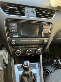 Škoda Octavia 3 1,6 TDI 77kw - 5