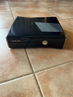 Xbox 360 250GB s Kinect senzorem - 5