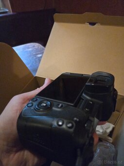 Full Frame bezzrcadlovka Canon eos R - 5