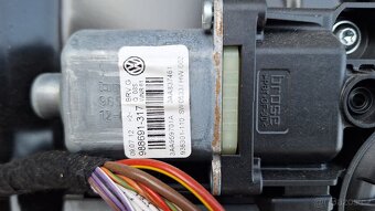 okno,stahovačka vw passat B7 - 5