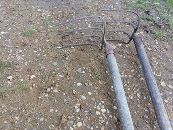 Staré zahradní nářadí - 5