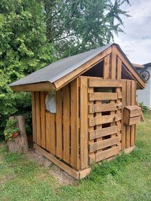 Dětský domeček z palet - 5