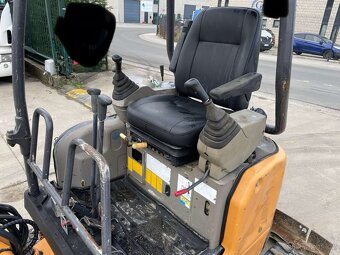 Prodám CASE CX17b - 5