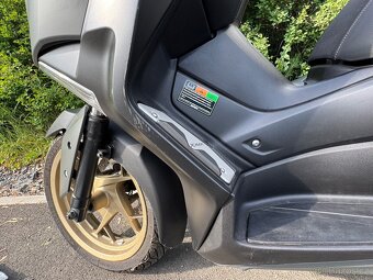 Yamaha XMAX 300 Tech MAX - 5